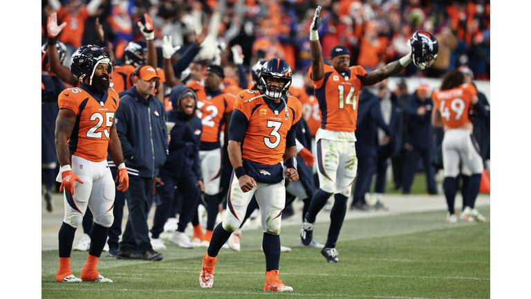 Cleveland Browns v Denver Broncos