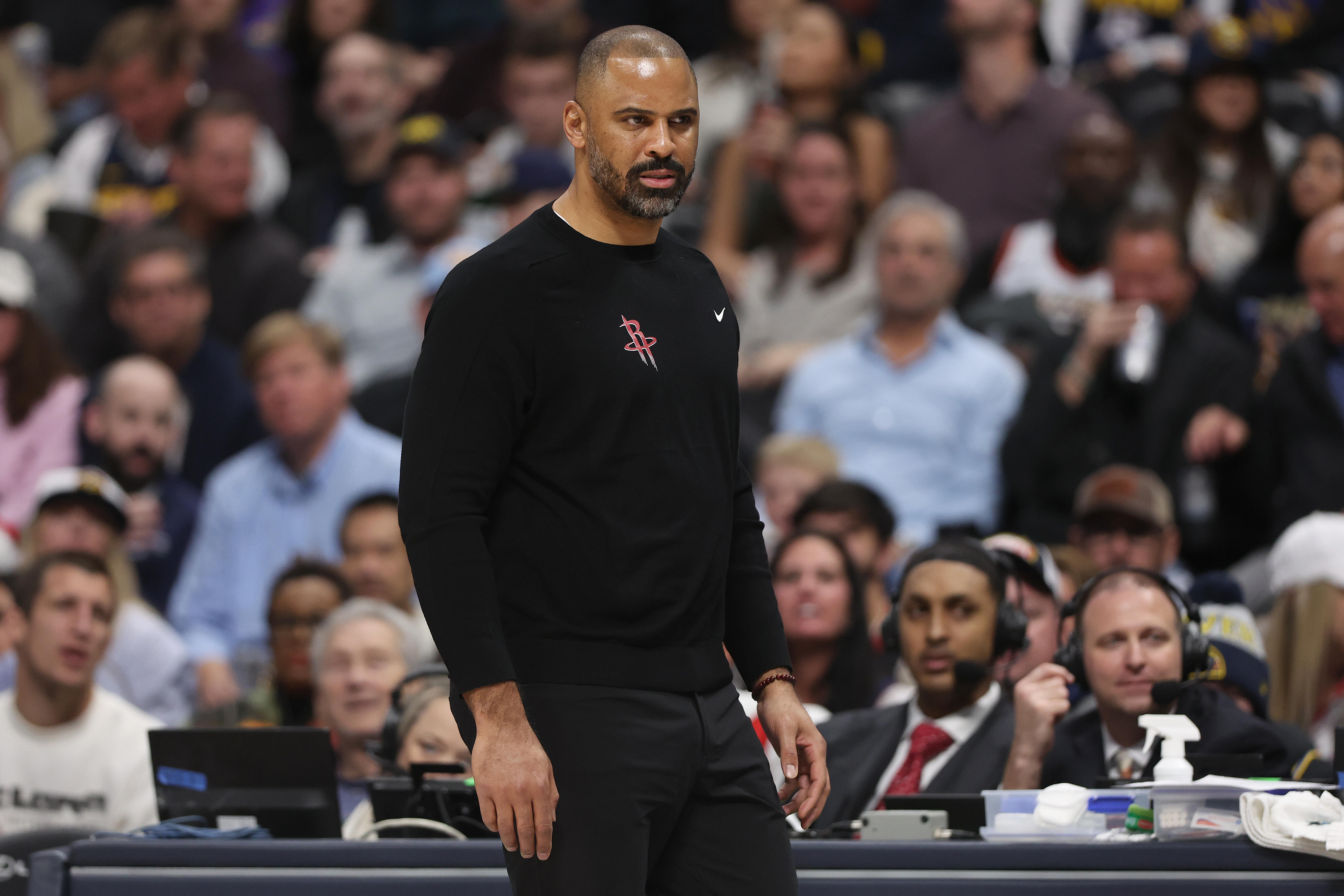 SPORTS: Rockets Coach Ime Udoka Ejected For Talking Sh*t To Lebron ...