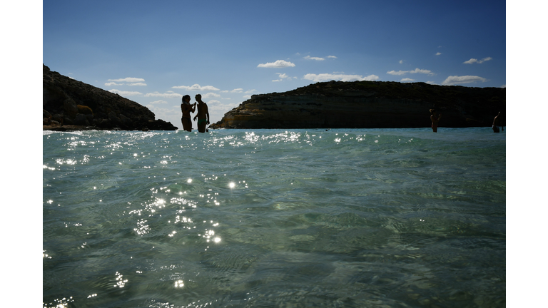 ITALY-MIGRANTS-LAMPEDUSA-TOURISM