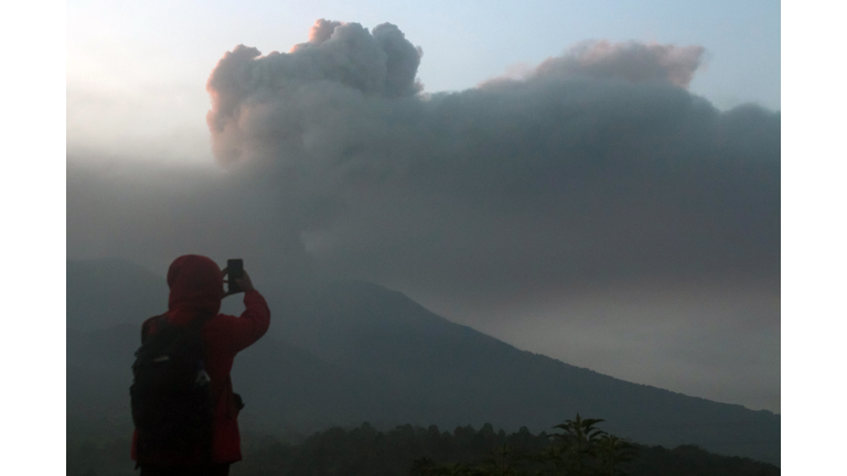 TOPSHOT-INDONESIA-VOLCANO