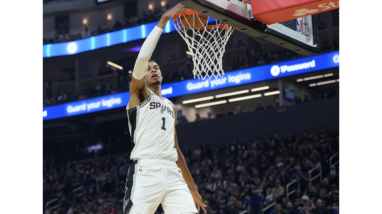 San Antonio Spurs v Golden State Warriors