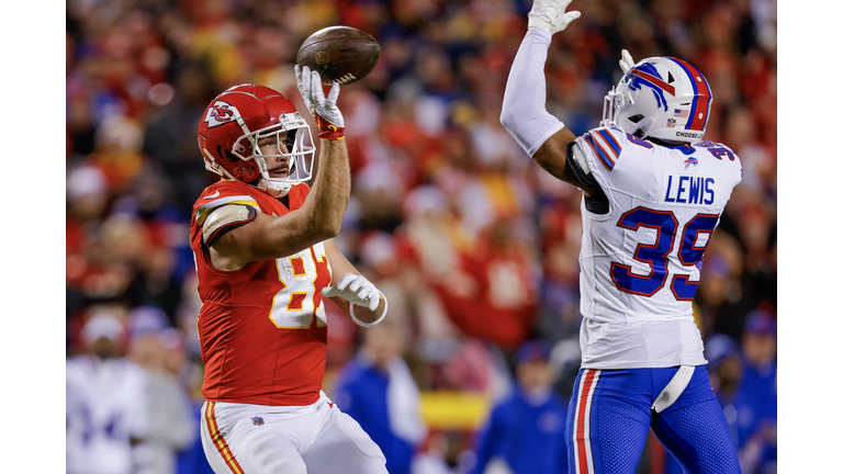 Buffalo Bills v Kansas City Chiefs