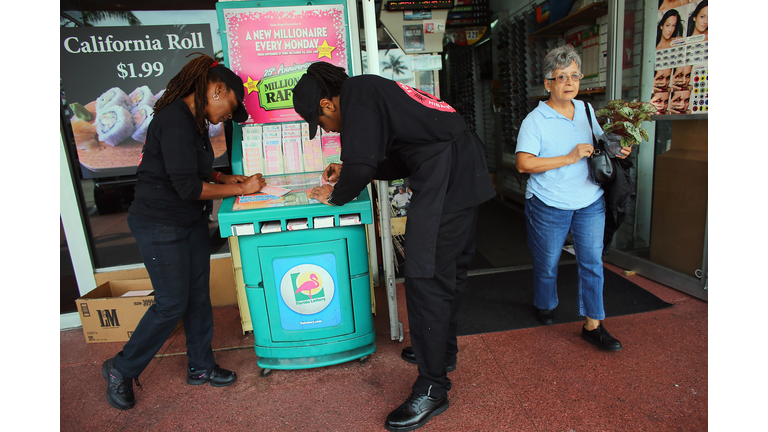 Powerball Jackpot Reaches A Record $550 Million