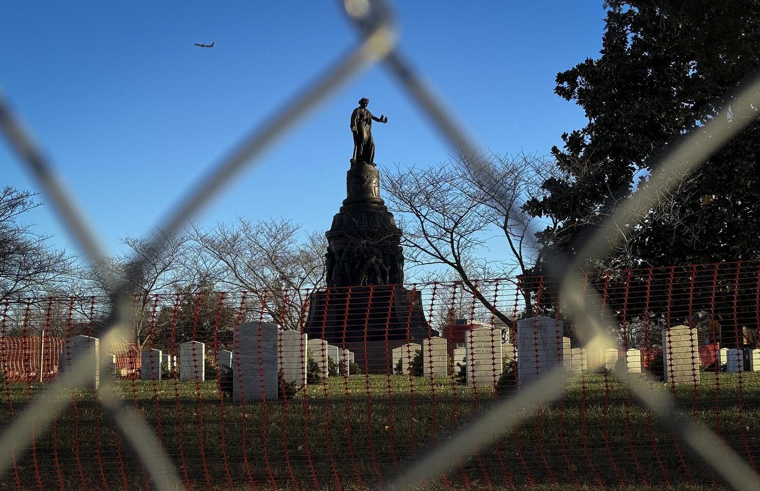 Judge Blocks Removal Of Confederate Monument From Arlington National Cemetery