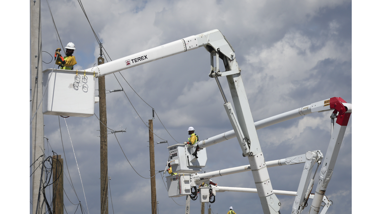 Florida's Southern Gulf Coast Continues Clean Up Efforts In Wake Of Hurricane Ian