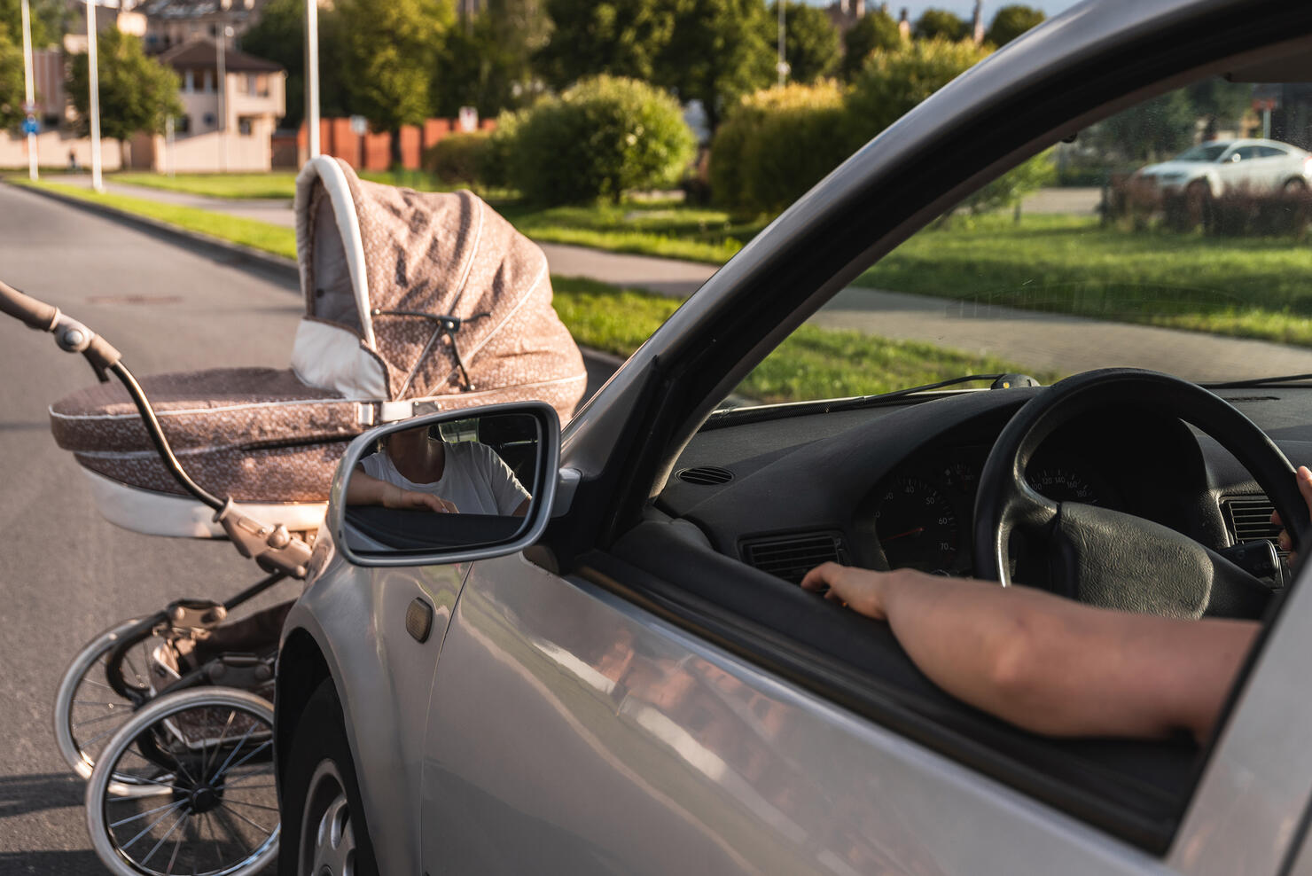 Vehicle hits the baby pram on the road because of jaywalking