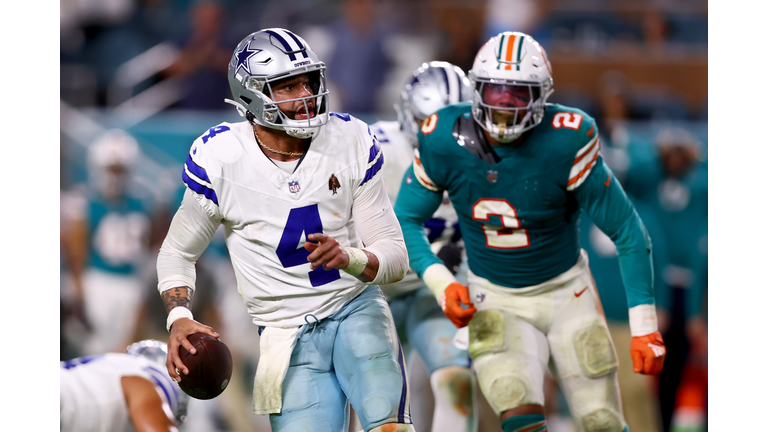 Dallas Cowboys v Miami Dolphins