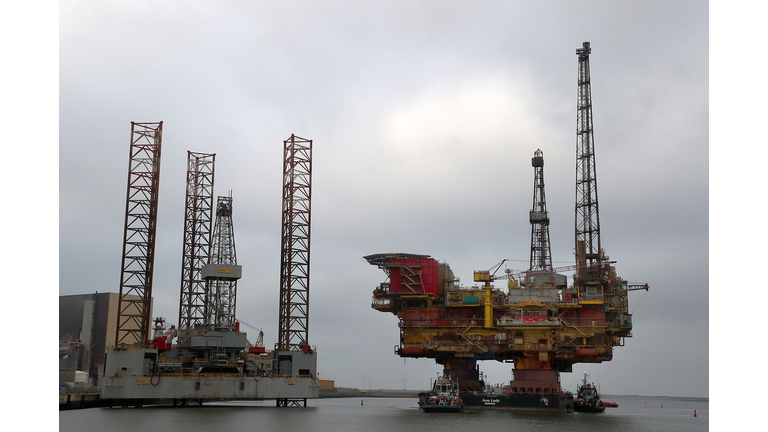 BRITAIN-OIL-SHELL-RIG