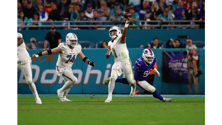 Buffalo Bills v Miami Dolphins