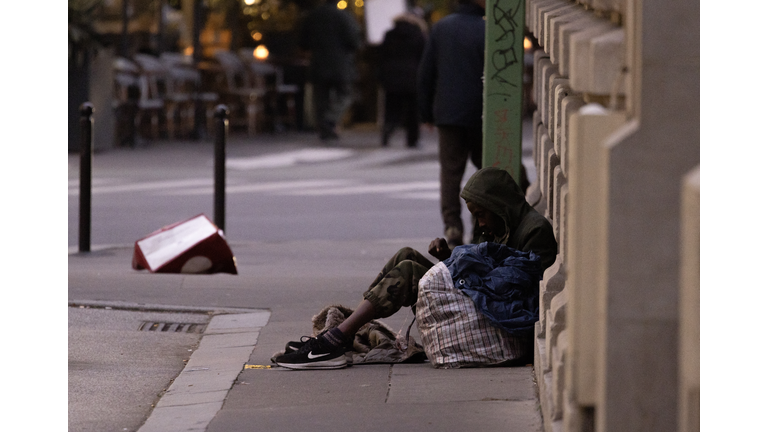 FRANCE-POVERTY-HOMELESS-WEATHER