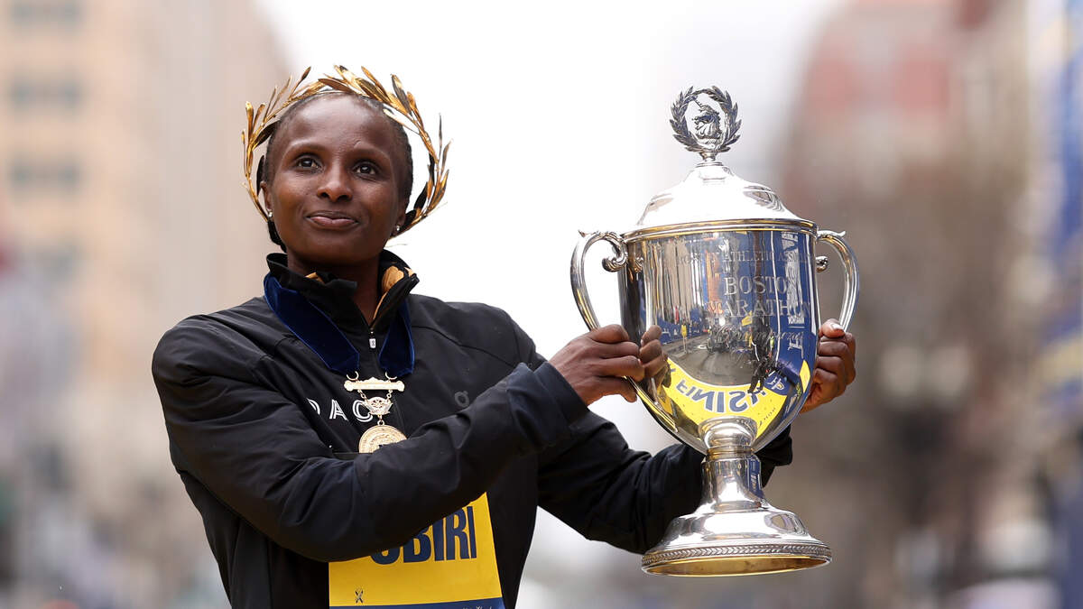 Defending Champions Lead Historically Fast Women's Field for 128th Boston  Marathon presented by Bank of America