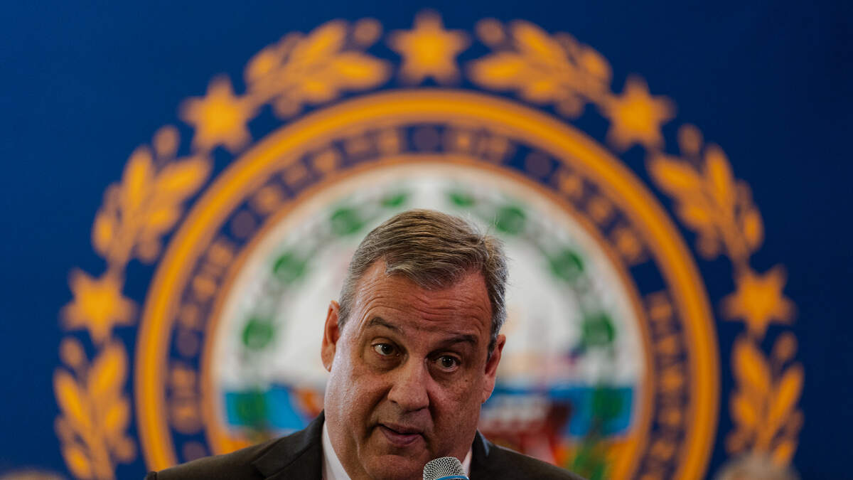 Chris Christie Exits 2024 GOP Presidential Race After Hot Mic Slip