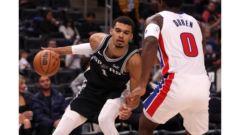 San Antonio Spurs v Detroit Pistons