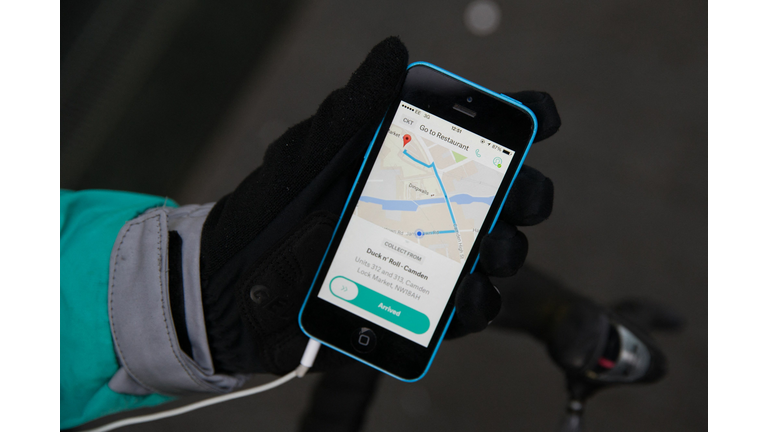 BRITAIN-LABOUR-TECHNOLOGY-DELIVEROO-FOOD