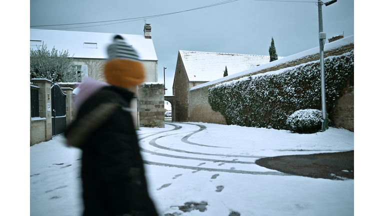 FRANCE-WEATHER-SNOW