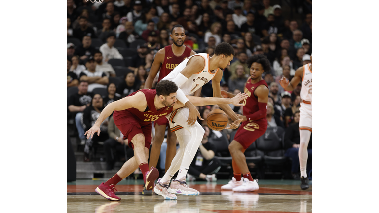 Cleveland Cavaliers v San Antonio Spurs