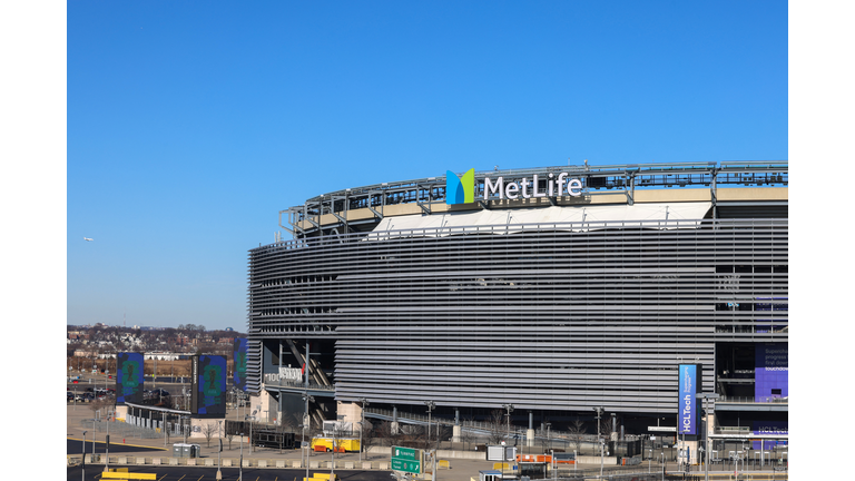 MetLife Stadium exterior