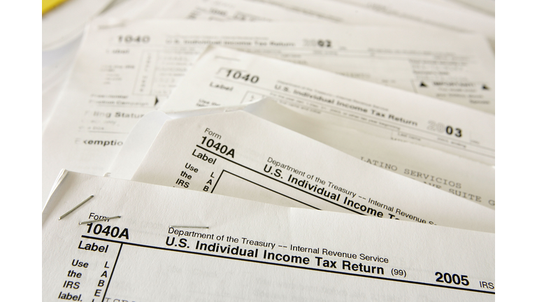 California Tax Payers Rush To Meet Tax Filing Deadline