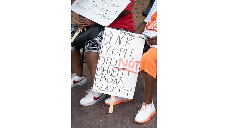 Racially Motivated Shooting At Dollar General In Jacksonville, Florida Leaves 3 Dead