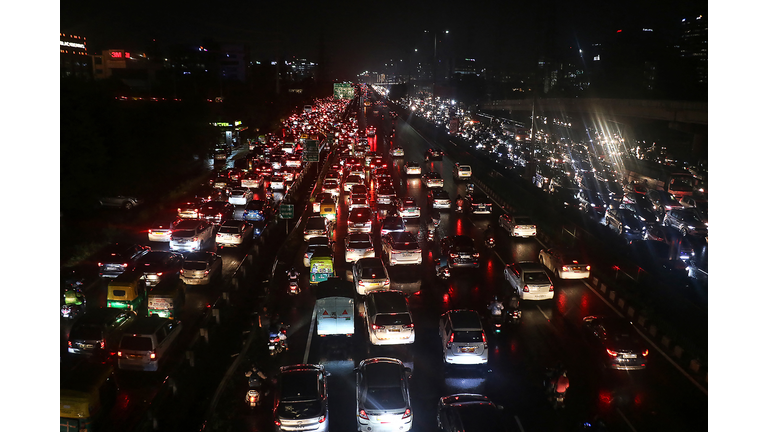 INDIA-WEATHER-TRANSPORT