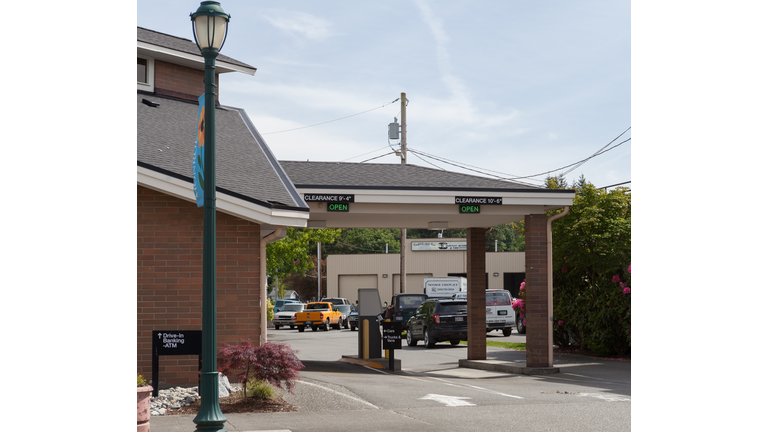 KeyBank Drive-Thru