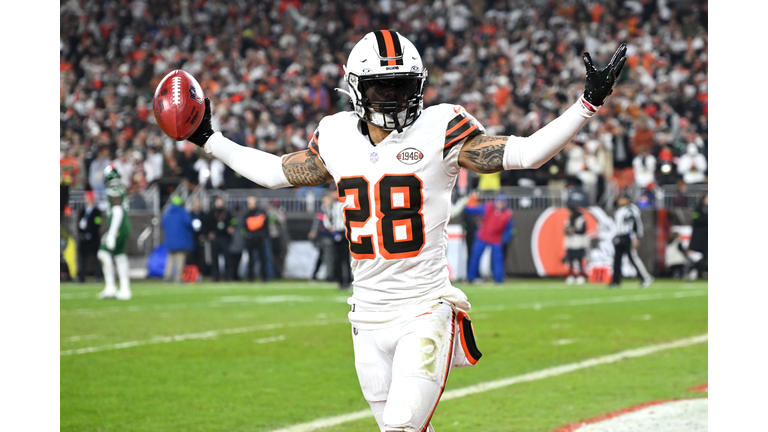 New York Jets v Cleveland Browns