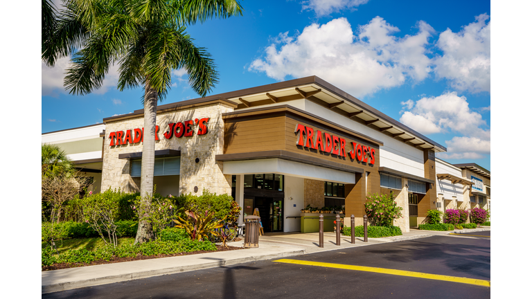 Photo of Trader Joes at Tower Shops outdoor mall Davie Florida