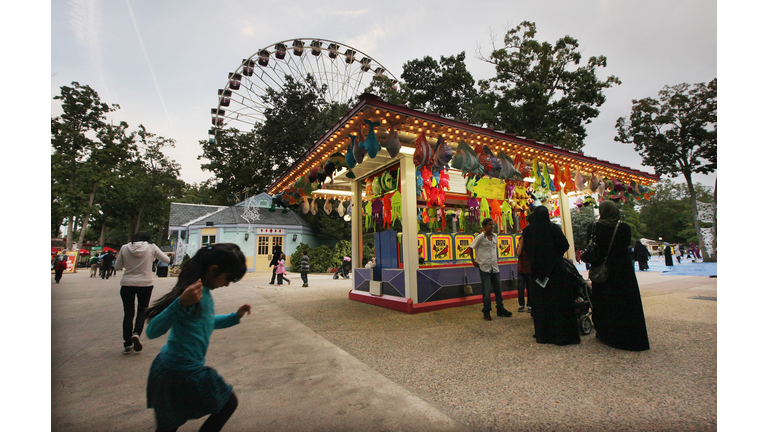 Six Flags In New Jersey Hosts "The Great Muslim Adventure Day"