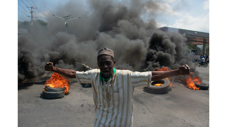 TOPSHOT-HAITI-POLITICS-UNREST-DEMONSTRATION