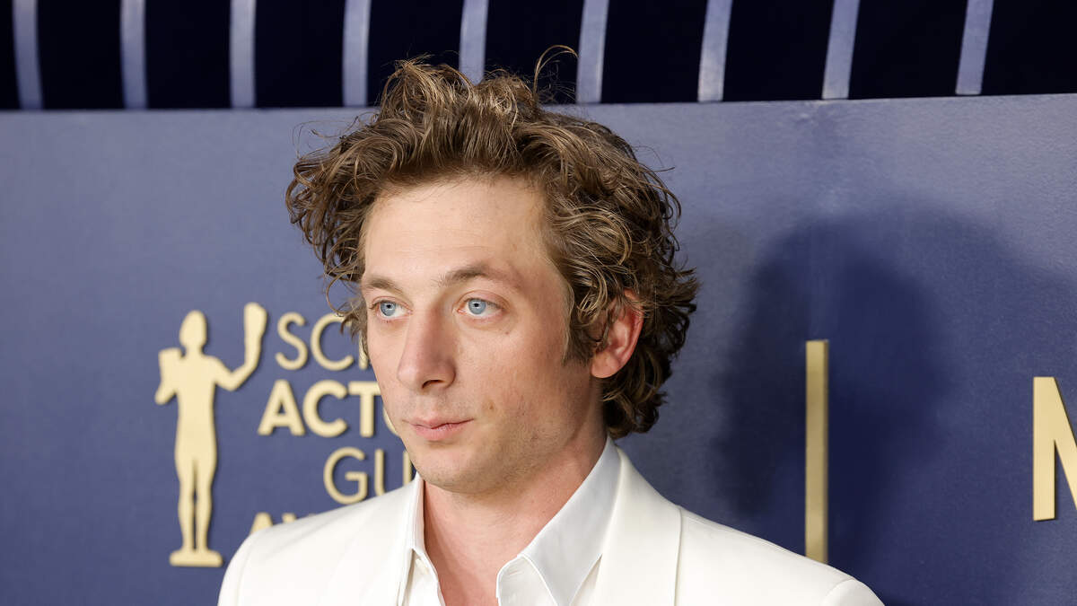 Jeremy Allen White Could Play Bruce Springsteen