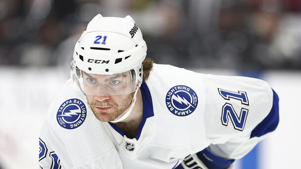 Lightning Beats Bruins, Have Points in Eight Straight