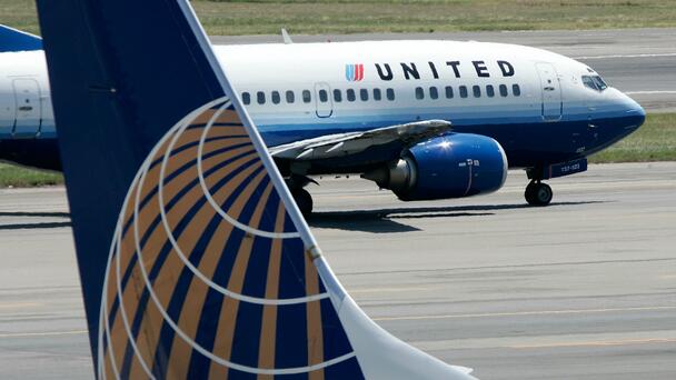Loose Cabin Door Forces United Flight Back to Bush Intercontinental Airport