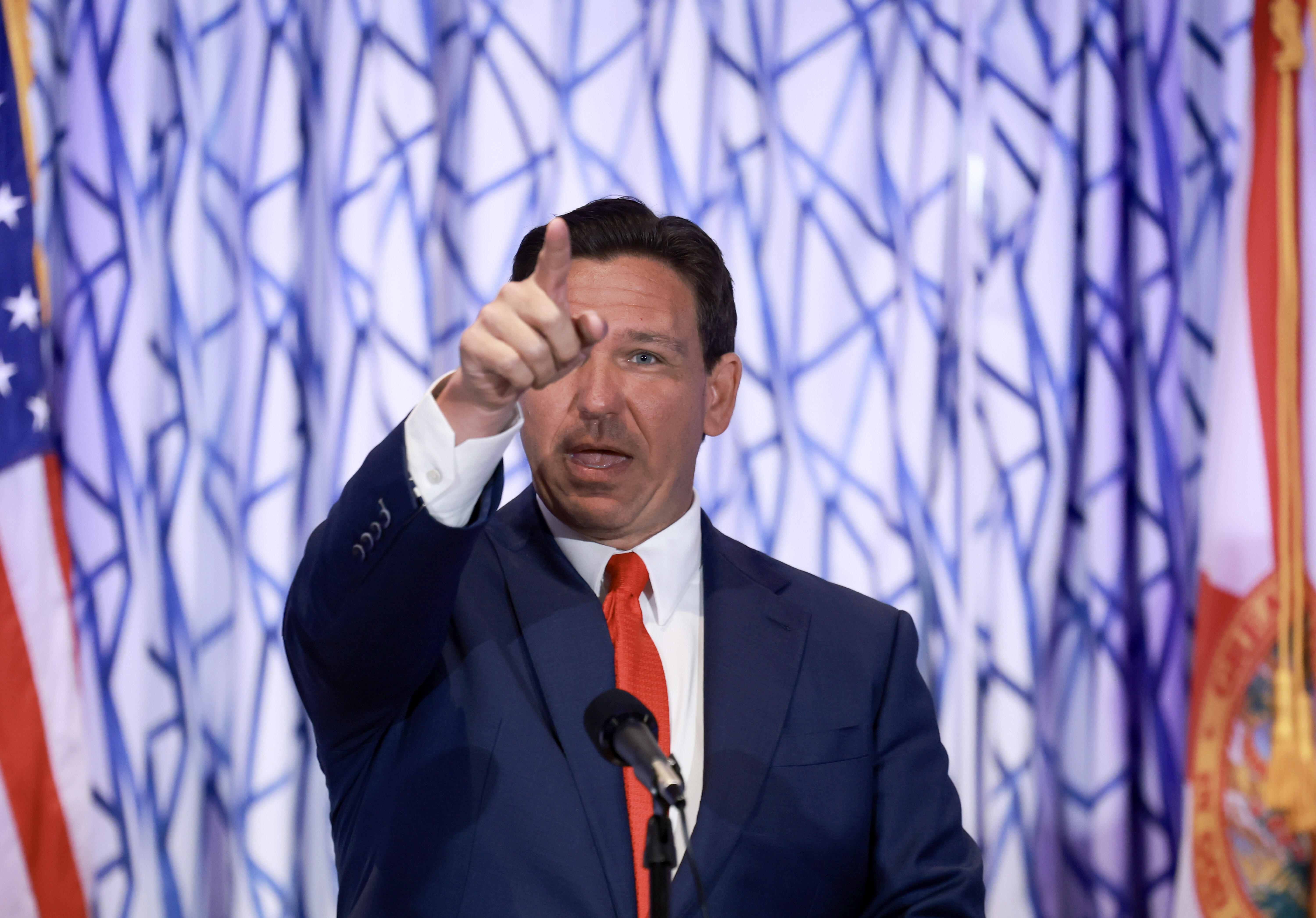 Q&A – How Floridians Feel About Governor Ron DeSantis | 1290 WJNO