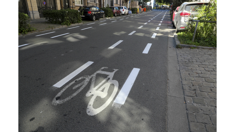 BELGIUM TRAFFIC ROAD SIGN ILLUSTRATIONS