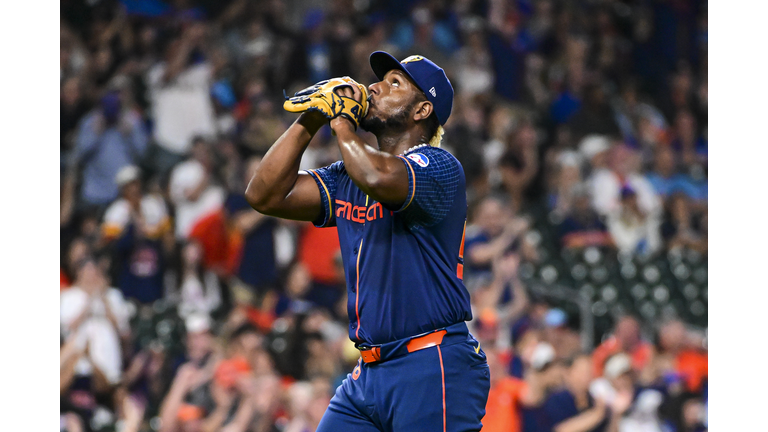 Toronto Blue Jays v Houston Astros