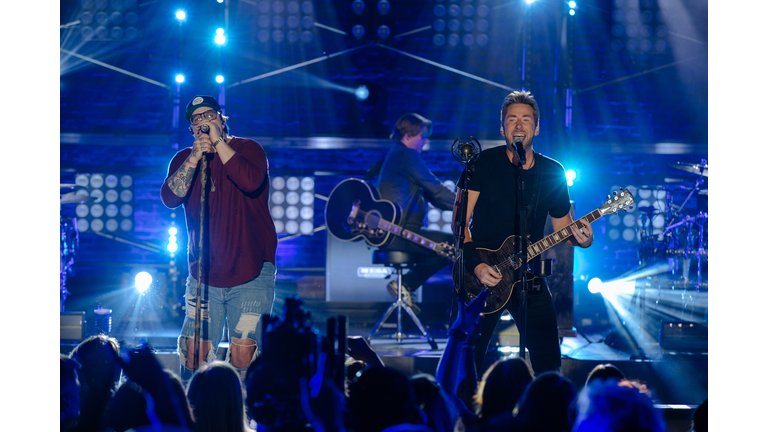 CMT Crossroads: Nickelback & HARDY