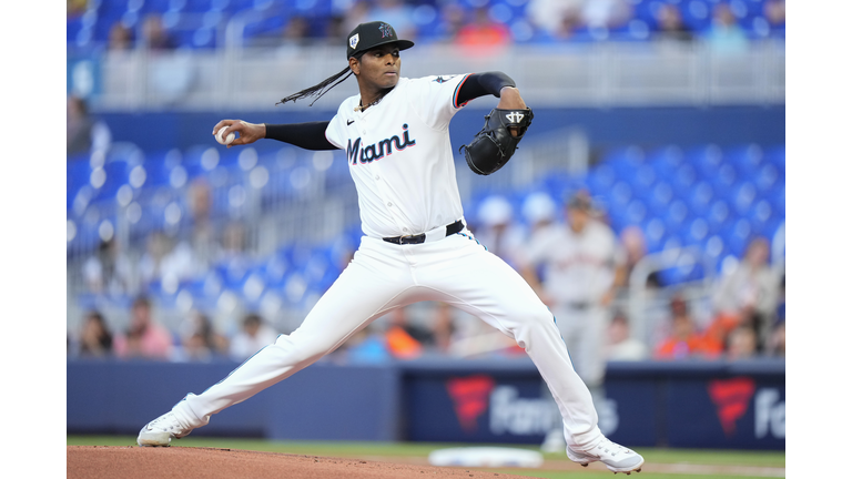 San Francisco Giants v Miami Marlins