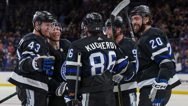 Lightning Win Regular Season Finale Against Maple Leafs