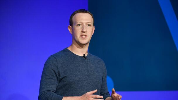 People Are Thirsting Over AI Version Of Mark Zuckerberg
