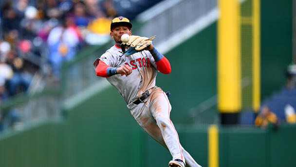 Red Sox Sweep Pirates