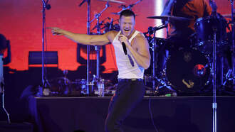 Watch Imagine Dragons' New Vid For Eyes Closed In Honor Of New Tour