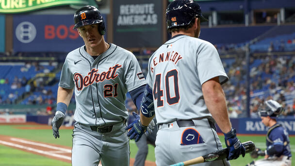 Tigers Rally Past Rays To Take Series