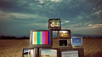 'Laugh-In' & 1960s Comedy / UFOs, Aliens, & Conspiracies