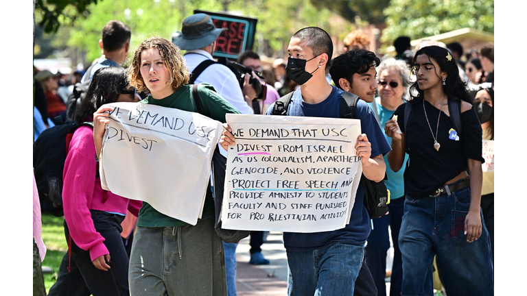 US-ISRAEL-PALESTINIAN-CONFLICT-EDUCATION-PROTEST-CALIFORNIA