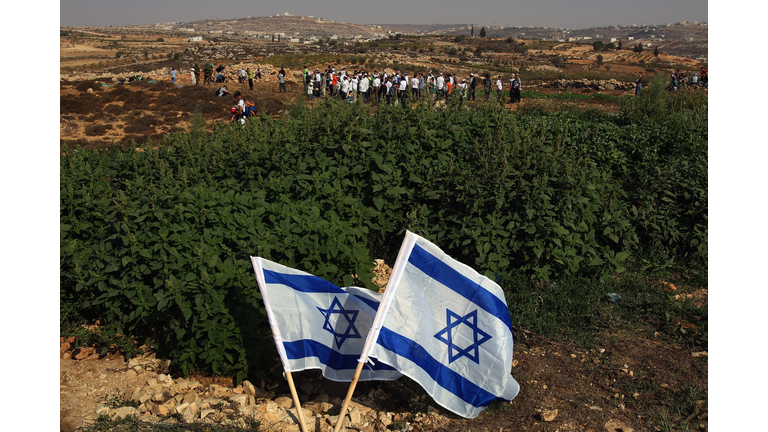 Jewish Settlers Establish Unauthorised Outpost