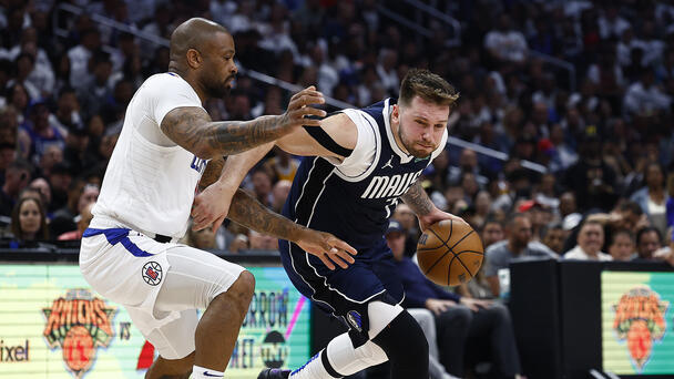 Mavericks Crush Clippers In Game Five To Take Series Lead