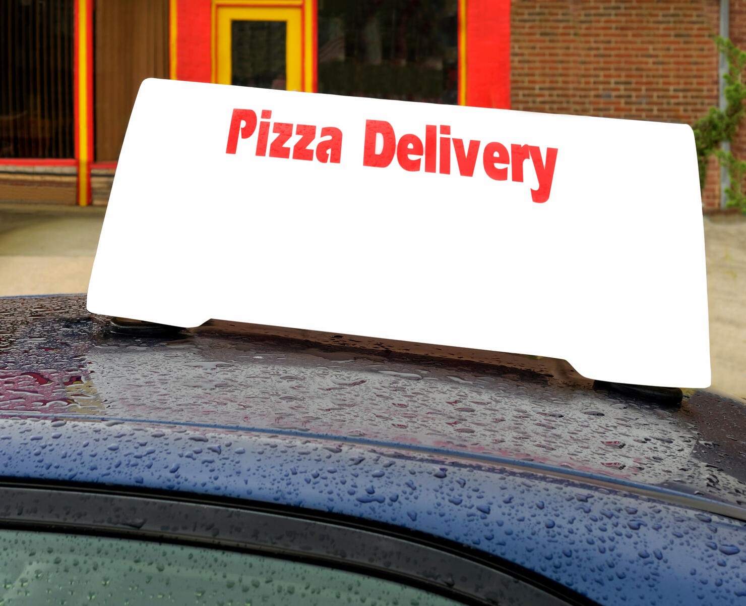 PIZZA DELIVERY sign