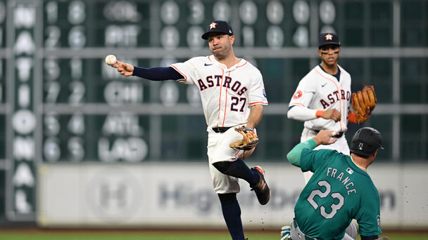 Astros Blow 8th Save of Season in 5-4 Loss to Mariners