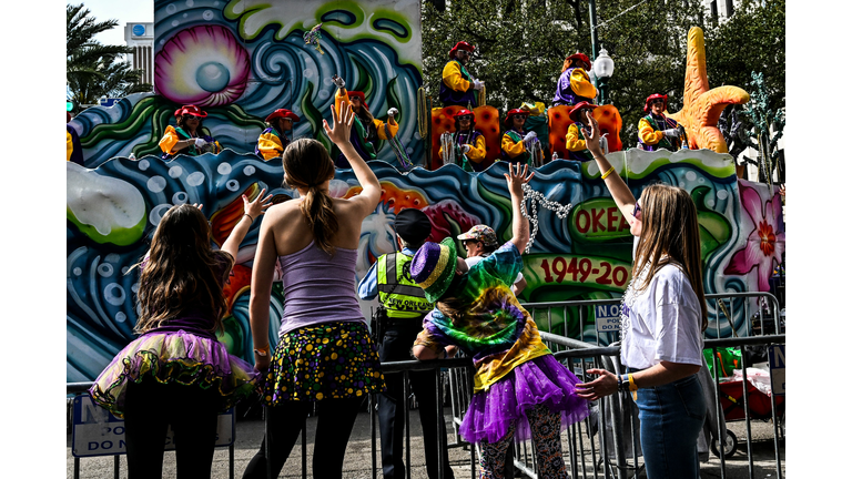 US-TRADITION-FESTIVAL-MARDI GRAS