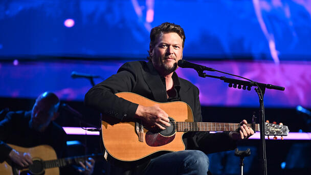 Blake Shelton Has Bought His Way Into A Mark Wahlberg Movie